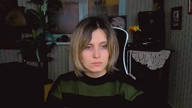 Snapshot of LolaAsmus chatting on 24, 1, 2025 LolaAsmus online show from 24, 1, 2025