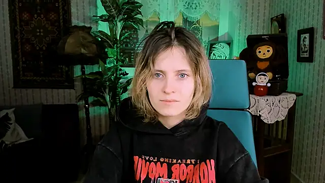 Snapshot of LolaAsmus chatting on 19, 2, 2025 LolaAsmus online show from 19, 2, 2025