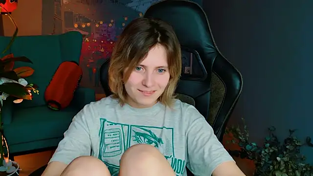 Snapshot of LolaAsmus chatting on 21, 2, 2025 LolaAsmus online show from 21, 2, 2025