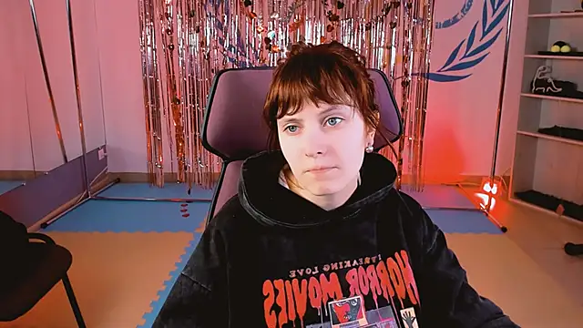 Snapshot of LolaAsmus chatting on 4, 3, 2025 LolaAsmus online show from 4, 3, 2025