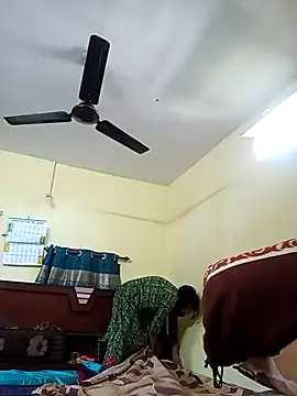 heenage online show from 6, 3, 2025