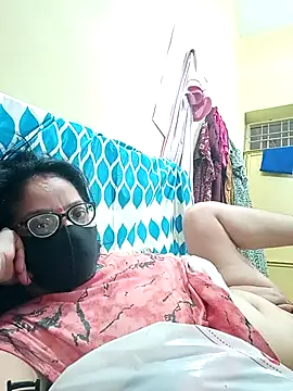 heenage online show from 11, 9, 2025