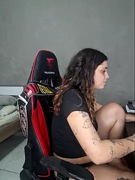 luuhcat09 online show from 15, 6, 2026