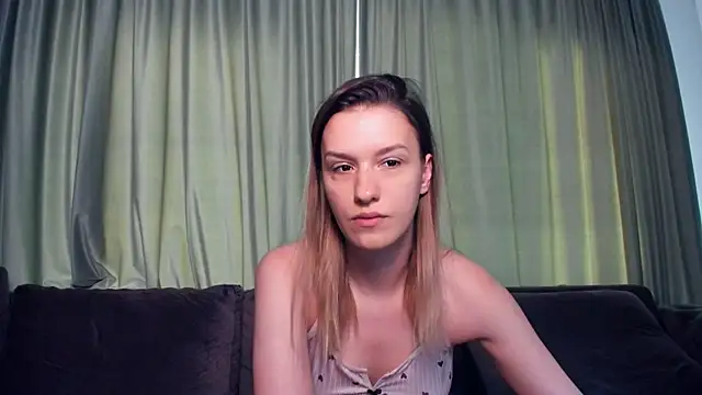 LaraStone69 online show from 28, 6, 2026