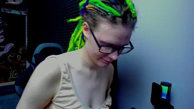 KIKI Krash online show from 13, 9, 2025