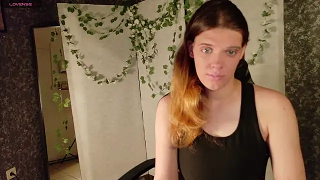 KIKI Krash online show from 3, 8, 2026