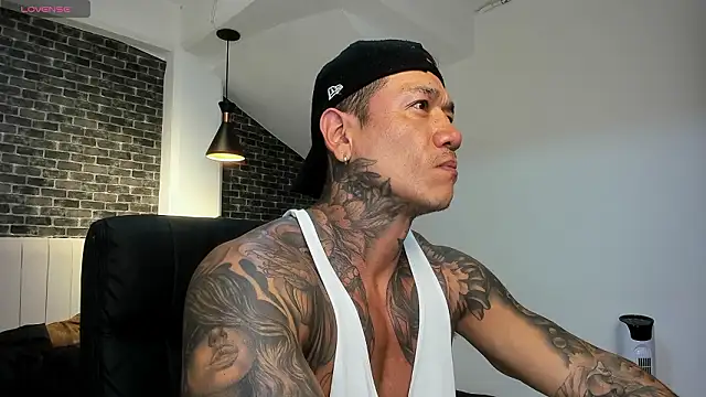 Snapshot of Dantesuarez28 chatting on 5, 2, 2026 Dantesuarez28 online show from 5, 2, 2026