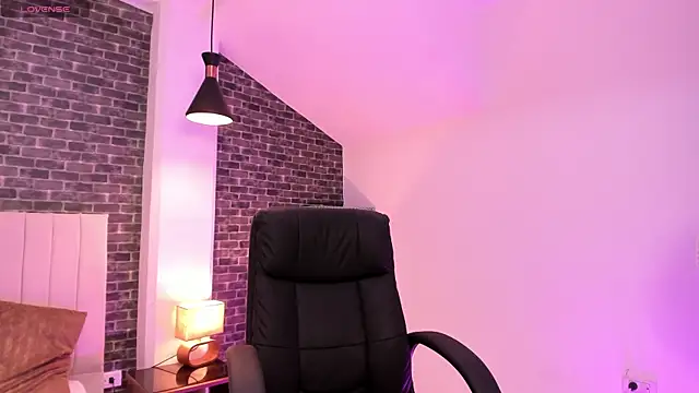 Snapshot of Dantesuarez28 chatting on 16, 4, 2026 Dantesuarez28 online show from 16, 4, 2026