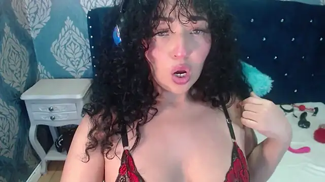 Sofiacowperx online show from 18, 6, 2026