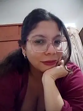 Carliina Soussa online show from 30, 4, 2026