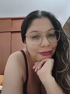 Carliina Soussa online show from 30, 6, 2026