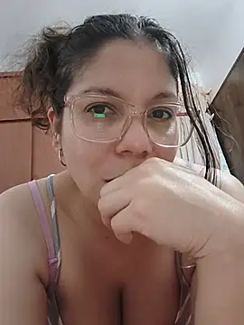 Carliina Soussa online show from 13, 7, 2026