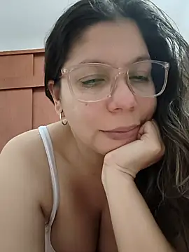 Carliina Soussa online show from 6, 8, 2026