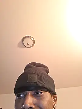 Snapshot of bigboytoy912 chatting on 8, 3, 2026 bigboytoy912 online show from 8, 3, 2026