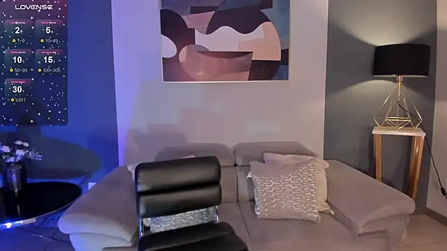 SavannahStorm online show from 18, 2, 2025