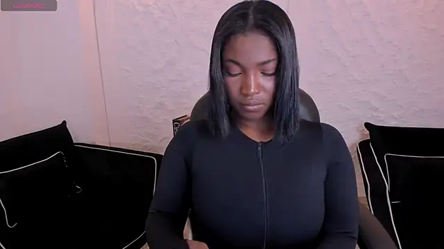 SavannahStorm online show from 24, 6, 2026