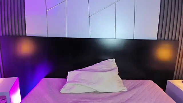 liz goth online show from 18, 12, 2024