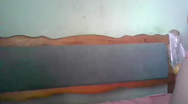 MikaKors online show from 10, 3, 2025