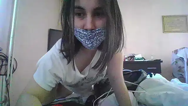 MikaKors online show from 16, 3, 2025