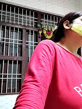 illay love online show from 6, 3, 2026