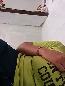illay love online show from 23, 7, 2026