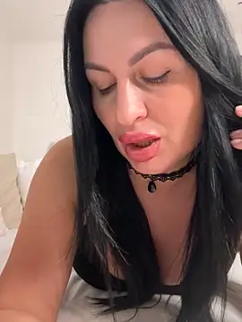 Snapshot of Helena7077 chatting on 5, 11, 2025 Helena7077 online show from 5, 11, 2025