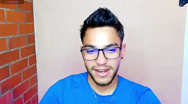 Leandro valenzuela online show from 12, 3, 2025