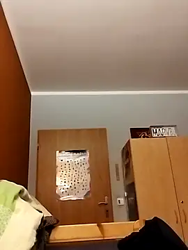 Crazzy Maiky online show from 28, 1, 2025