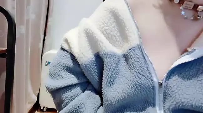 Snapshot of arena1357 chatting on 13, 12, 2024 arena1357 online show from 13, 12, 2024