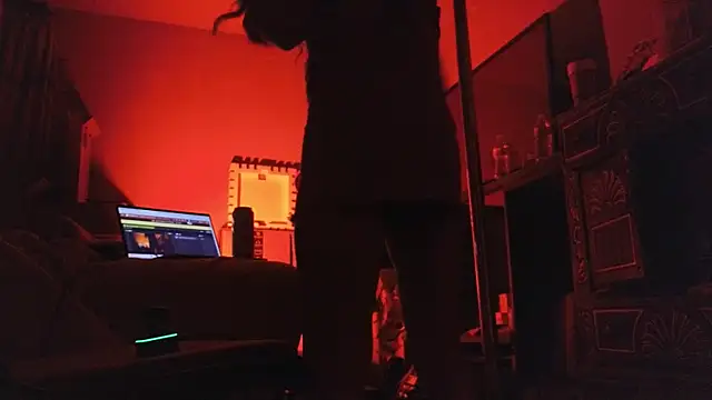 Sandrasaa online show from 14, 11, 2025