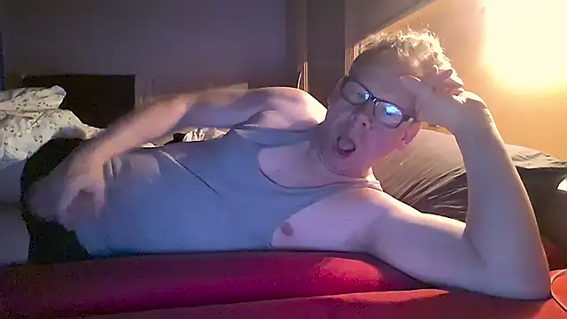 Snapshot of kinkyslet8 chatting on 30, 11, 2025 kinkyslet8 online show from 30, 11, 2025