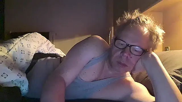 Snapshot of kinkyslet8 chatting on 9, 1, 2026 kinkyslet8 online show from 9, 1, 2026