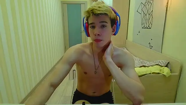 gayGamogey online show from 3, 7, 2026