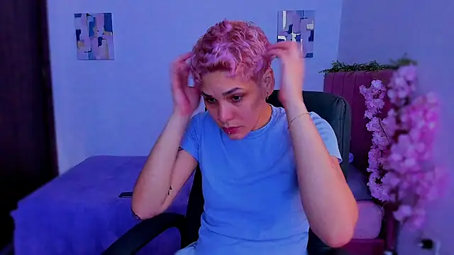 Charlee pink online show from 15, 12, 2025