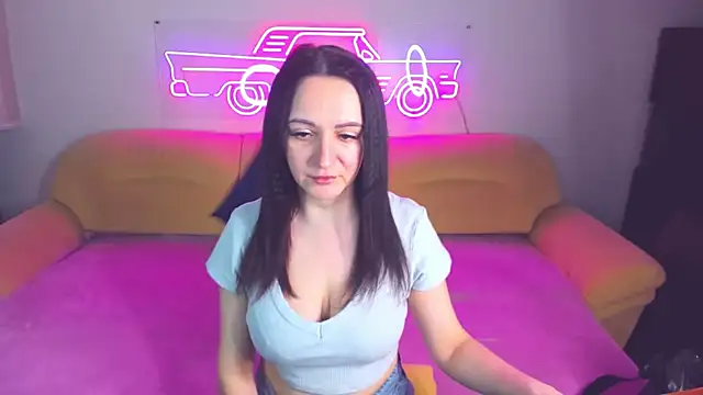 AngellLika online show from 7, 2, 2025