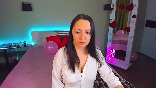 AngellLika online show from 20, 2, 2025