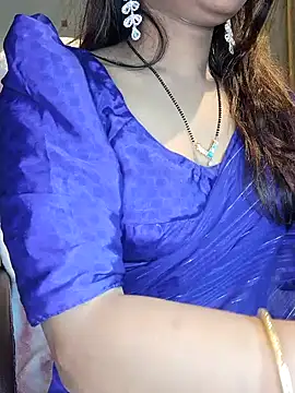 Snapshot of Cute-Tara chatting on 4, 1, 2025 Cute-Tara online show from 4, 1, 2025