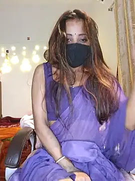 Snapshot of Cute-Tara chatting on 5, 1, 2025 Cute-Tara online show from 5, 1, 2025