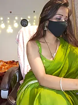 Snapshot of Cute-Tara chatting on 10, 1, 2025 Cute-Tara online show from 10, 1, 2025