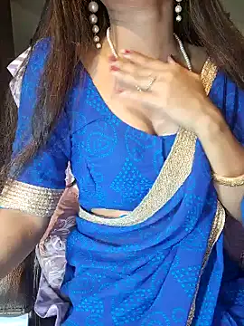 Snapshot of Cute-Tara chatting on 2, 2, 2025 Cute-Tara online show from 2, 2, 2025