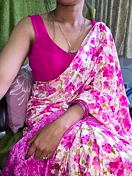 Snapshot of Cute-Tara chatting on 21, 2, 2025 Cute-Tara online show from 21, 2, 2025