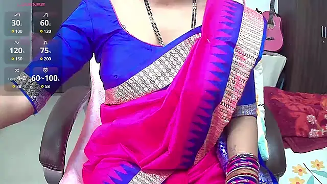 Snapshot of Cute-Tara chatting on 1, 3, 2025 Cute-Tara online show from 1, 3, 2025