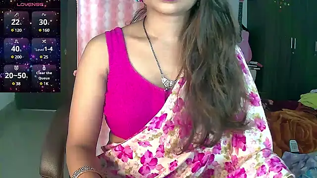 Snapshot of Cute-Tara chatting on 8, 3, 2025 Cute-Tara online show from 8, 3, 2025