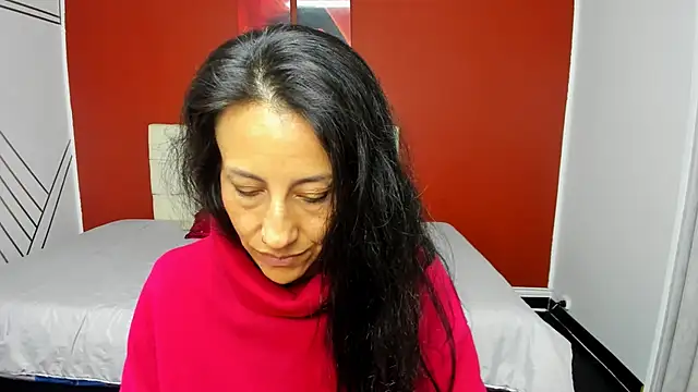 Abrillee1 online show from 27, 12, 2024