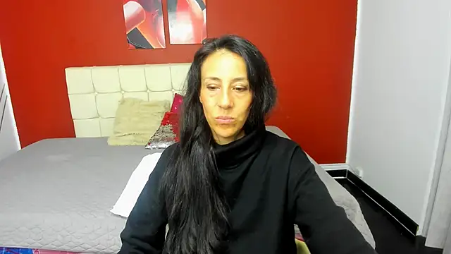 Abrillee1 online show from 28, 2, 2025