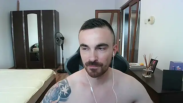 Snapshot of mu5clemania2 chatting on 10, 7, 2026 mu5clemania2 online show from 10, 7, 2026