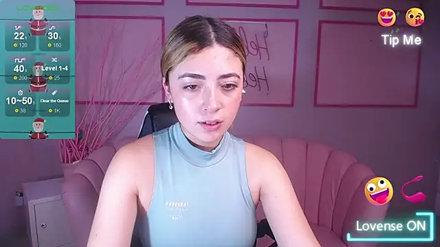 Snapshot of channel_blonde_a chatting on 17, 12, 2024 channel blonde a online show from 17, 12, 2024