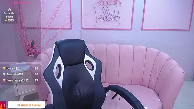 Snapshot of channel_blonde_a chatting on 27, 12, 2024 channel blonde a online show from 27, 12, 2024