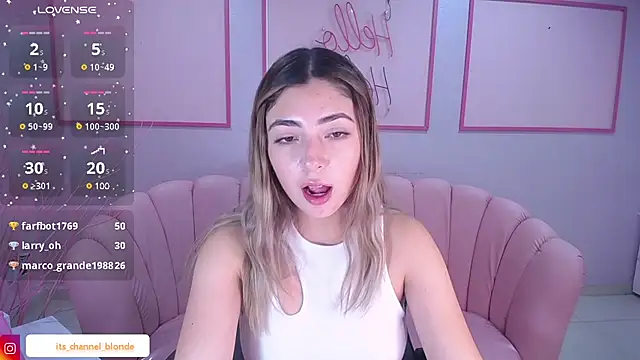 Snapshot of channel_blonde_a chatting on 21, 1, 2025 channel blonde a online show from 21, 1, 2025