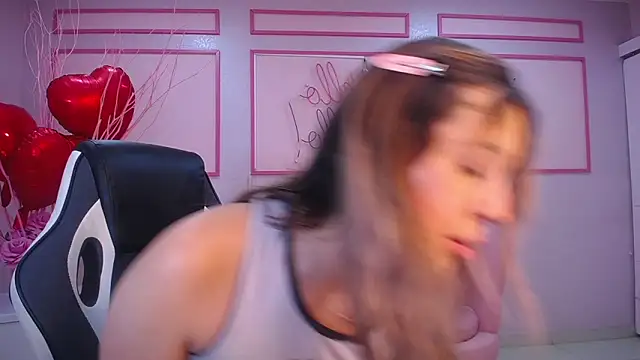 Snapshot of channel_blonde_a chatting on 7, 2, 2025 channel blonde a online show from 7, 2, 2025